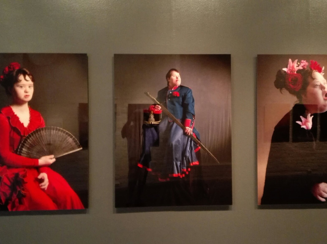 Salon Taidemuseo Veturitalli-Salo必去景点