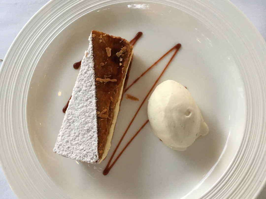 皮瑞罗酒店主图