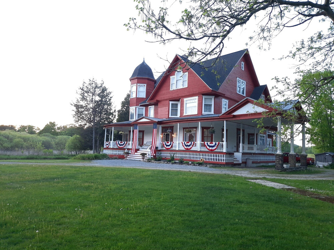 The Victoria on Main Bed & Breakfast