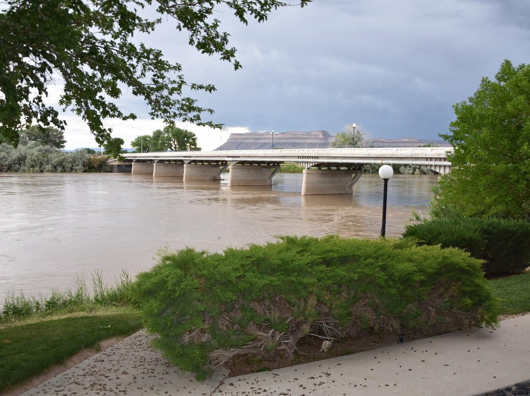 Skyfall Guestrooms主图