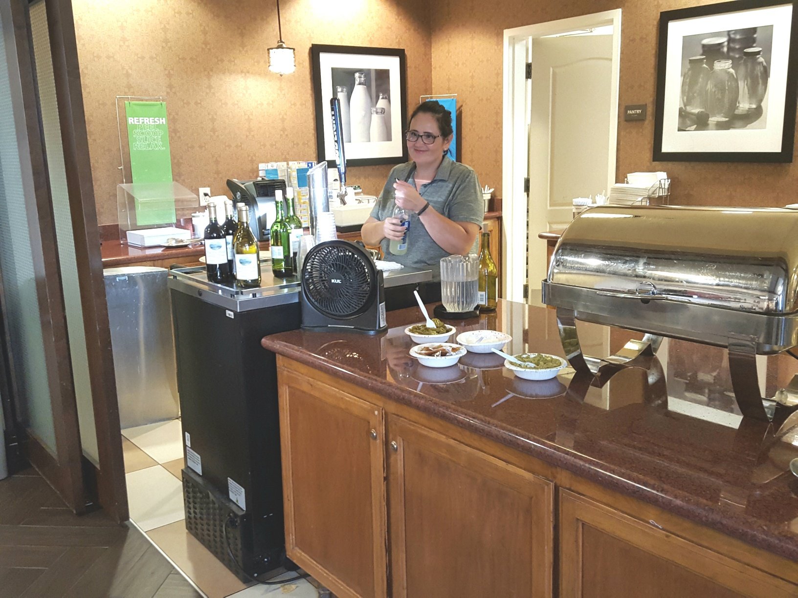Hampton Inn & Suites Fresno-餐饮