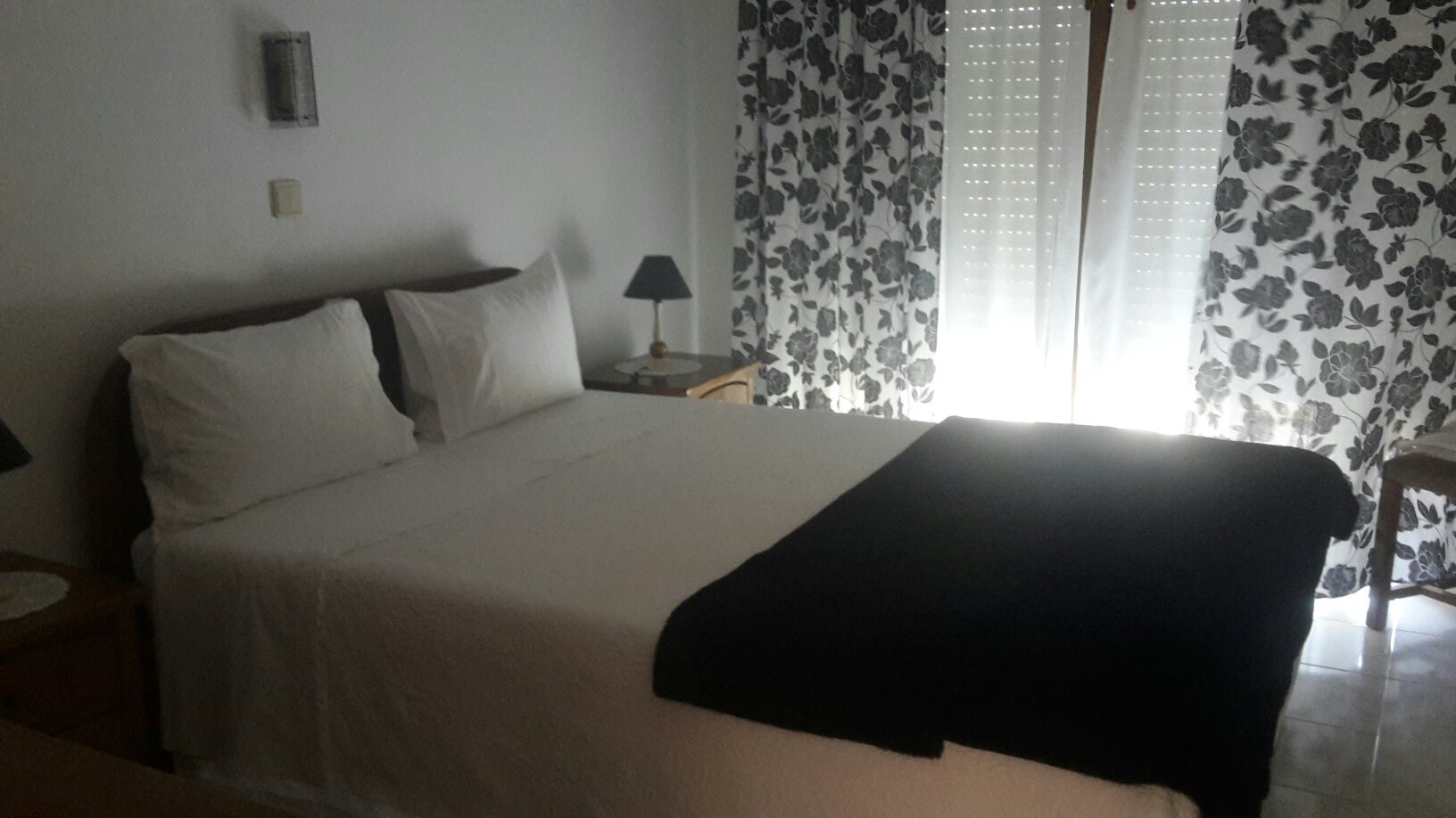 Guesthouse Luar-官方