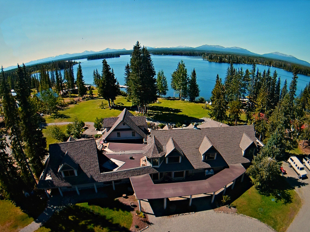 Chilanko Forks酒店住宿-Retreat Wilderness Inn