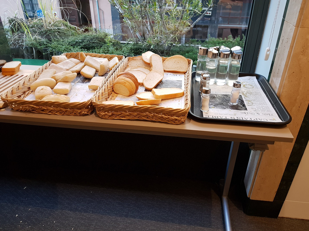 梅丽亚奥利德酒店主图