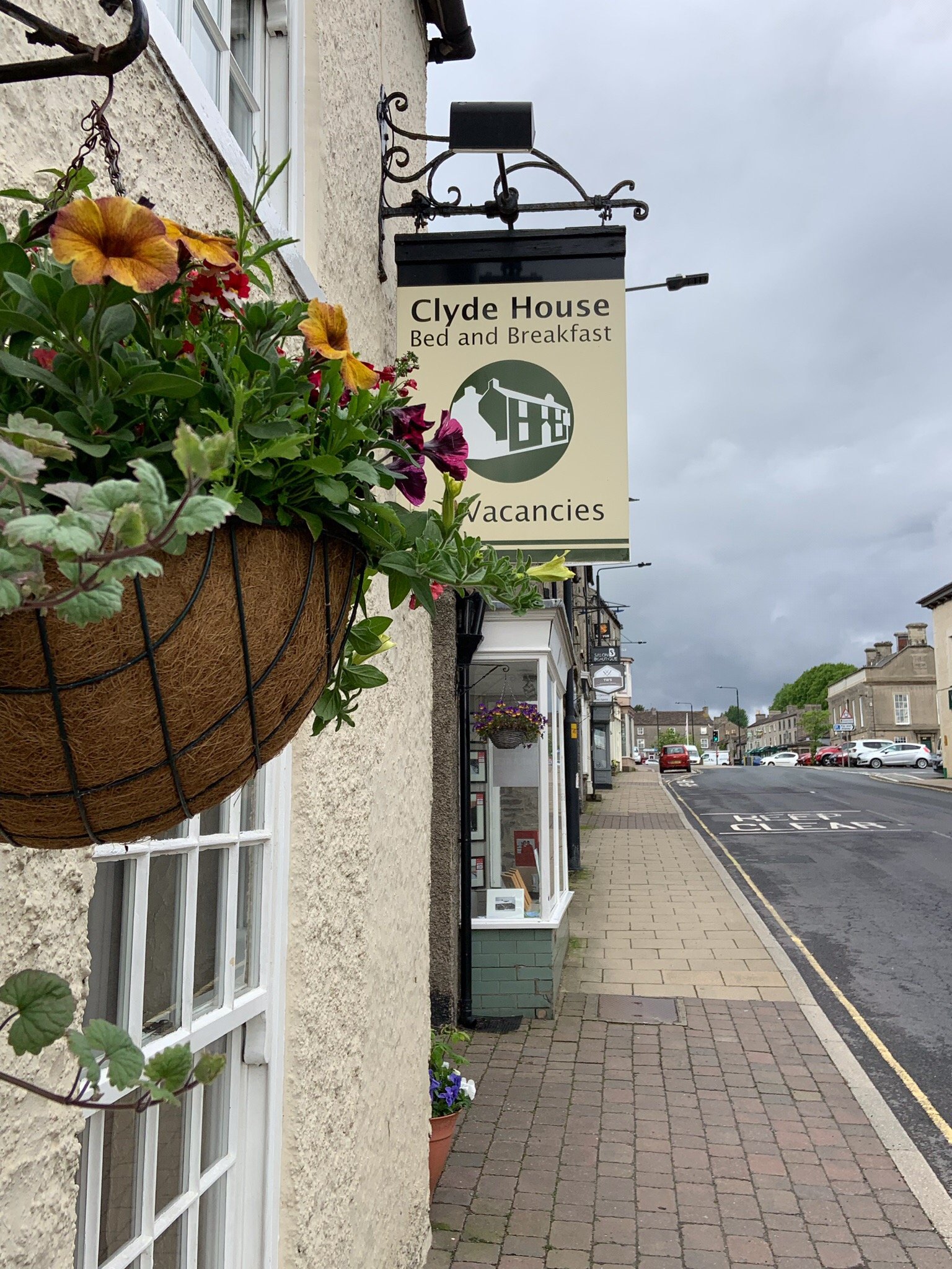 Clyde House-官方