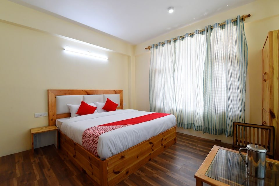 Flagship Anand Niwas主图