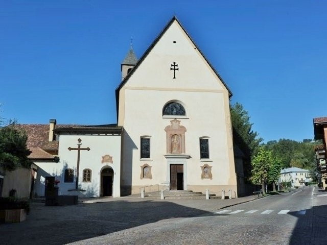 Chiesa dei Frati Francescani-Cavalese必去景点