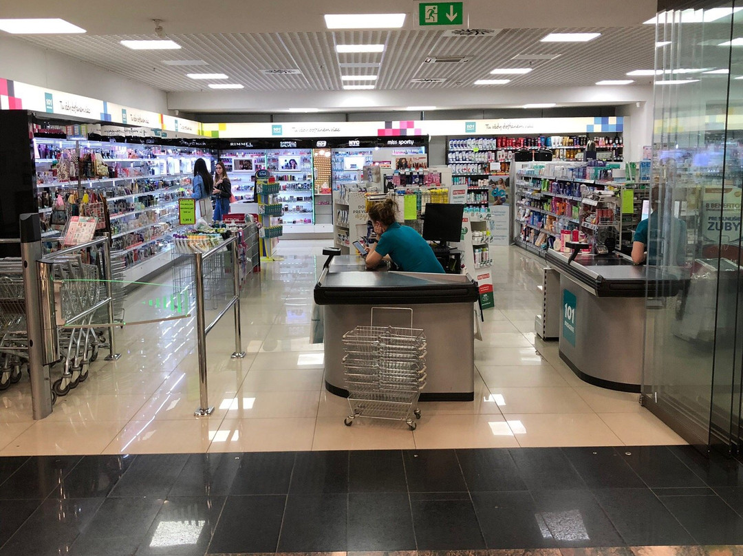 DITURIA Shopping Center-莱维采必去景点