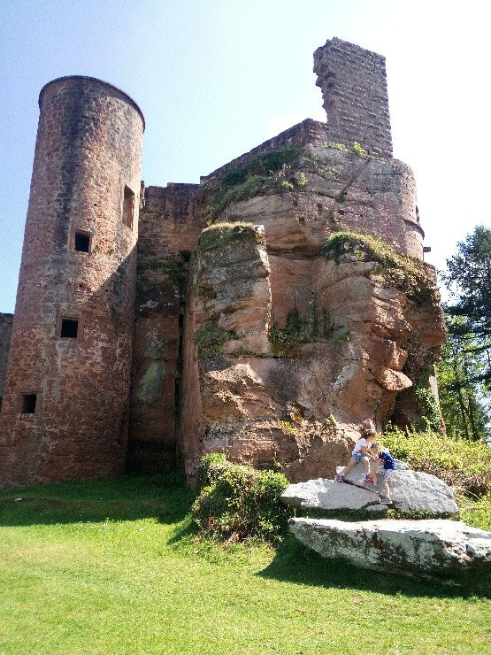 Neudahn Castle-Dahn必去景点