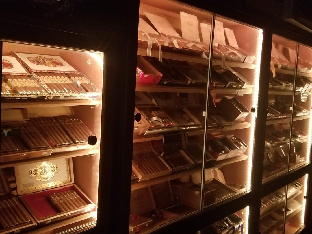 Let’s Smoke-大教堂城必去景点