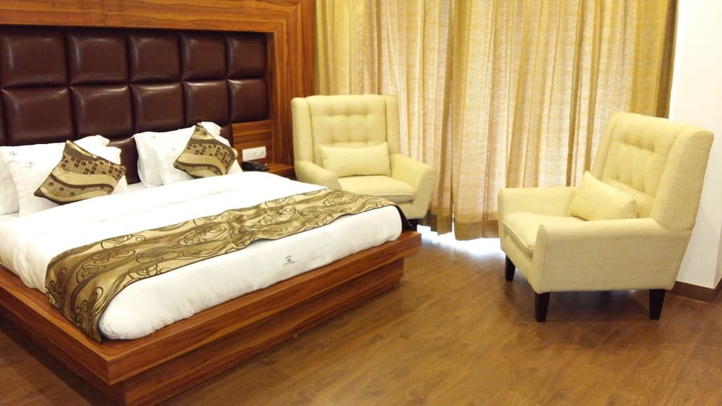 Hotel Trinity Heights主图