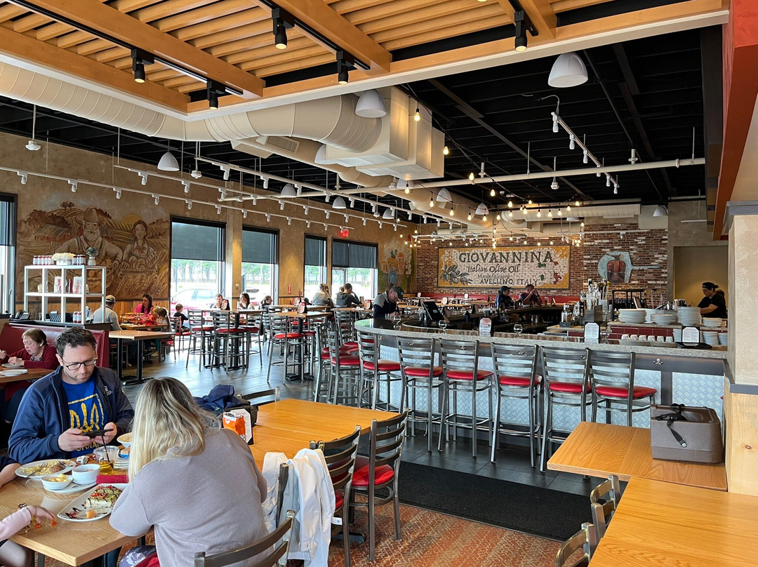 Evviva Trattoria Maynard