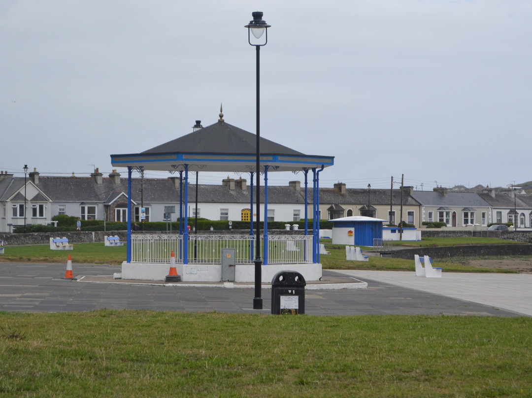 Kilkee Beach-Kilkee必去景点