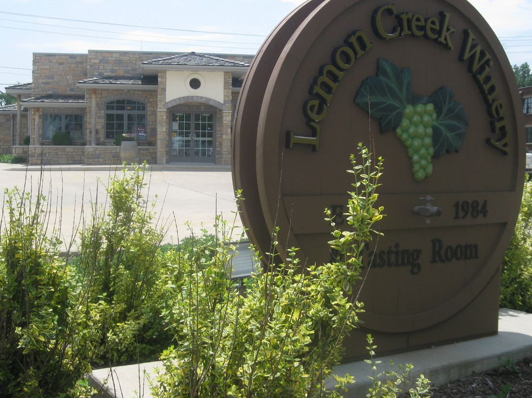 Lemon Creek Winery景点图片