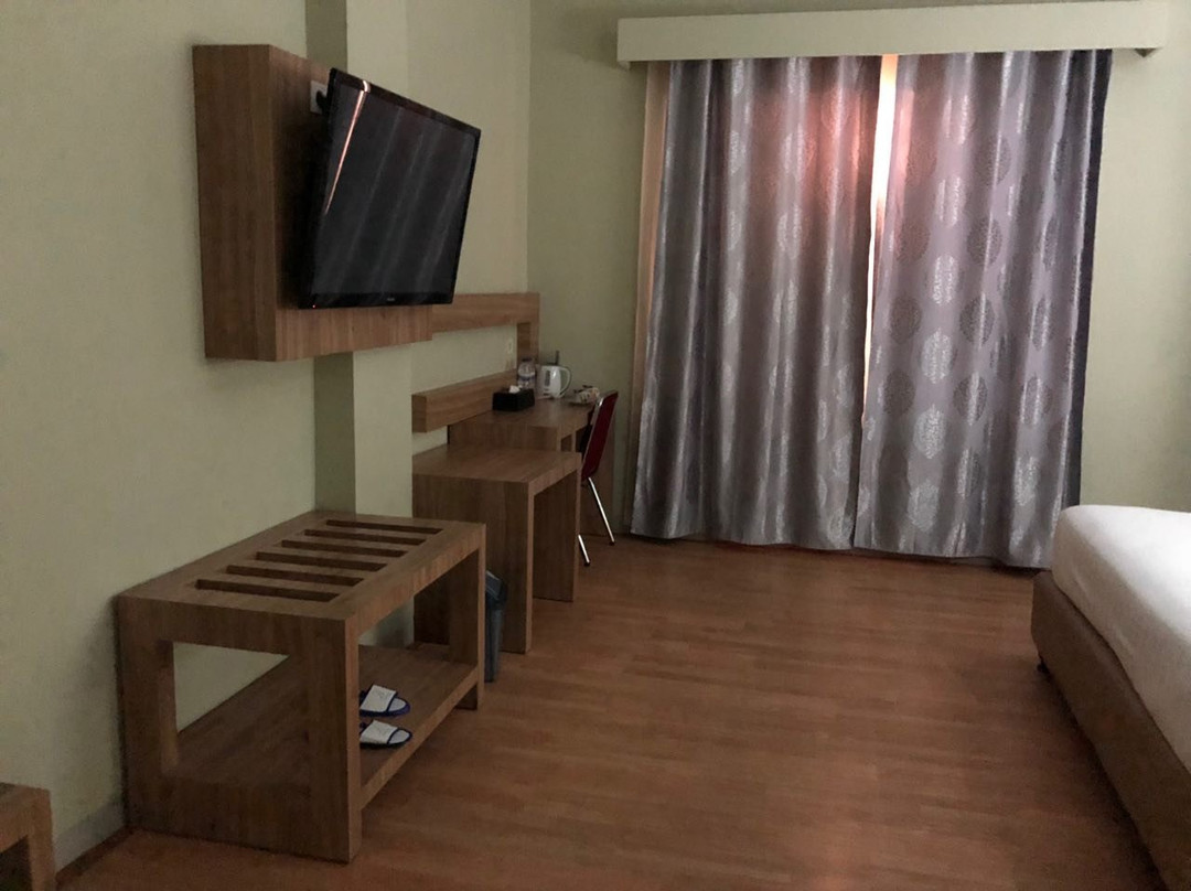 Pare Beach Hotel, Bacukiki主图