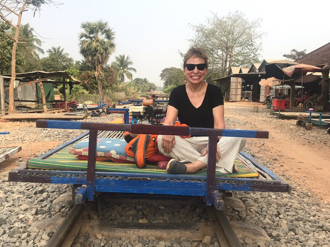 New Bamboo Train-Battambang Province必去景点