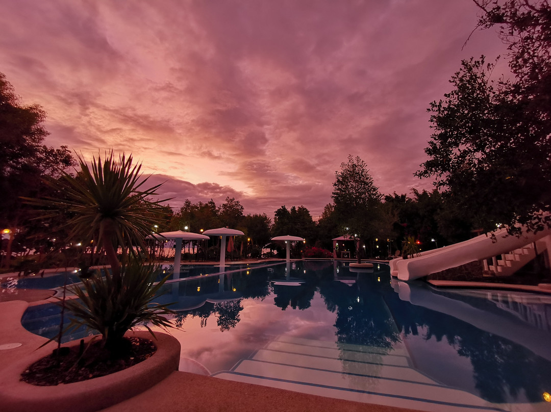 Hale Manna Coastal Gardens主图