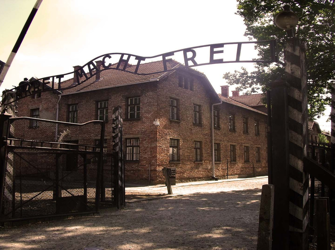 Auschwitz & Birkenau Tours - Shared Group Tours or Private Transport-克拉科夫必去景点