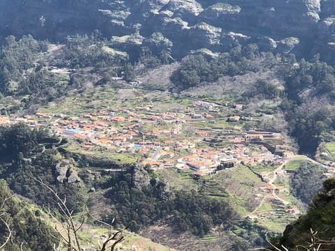 Taxi Cassiano Calheta Prazeres-卡列塔必去景点