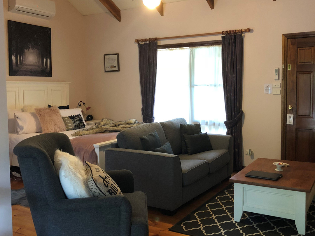 Glenview Retreat Emerald主图