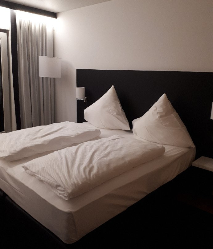 LH Hotel by Wmm Hotels