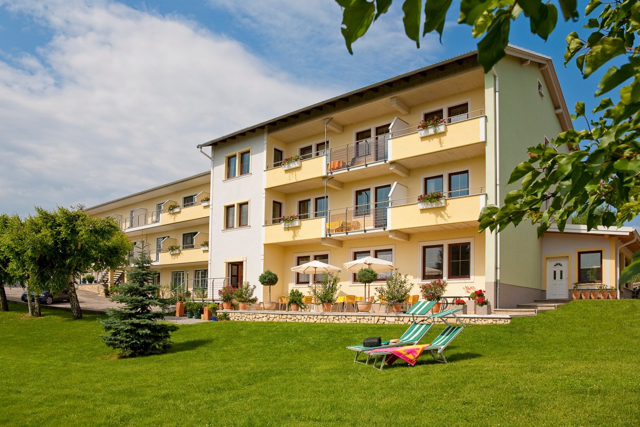 米特尔蓬克特酒店-官方