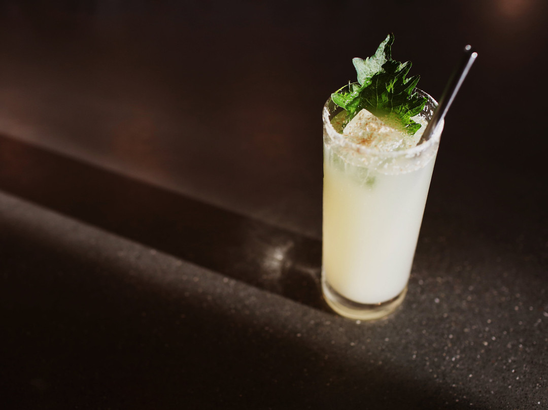 Main and Mountain Bar-Ludlow必去景点