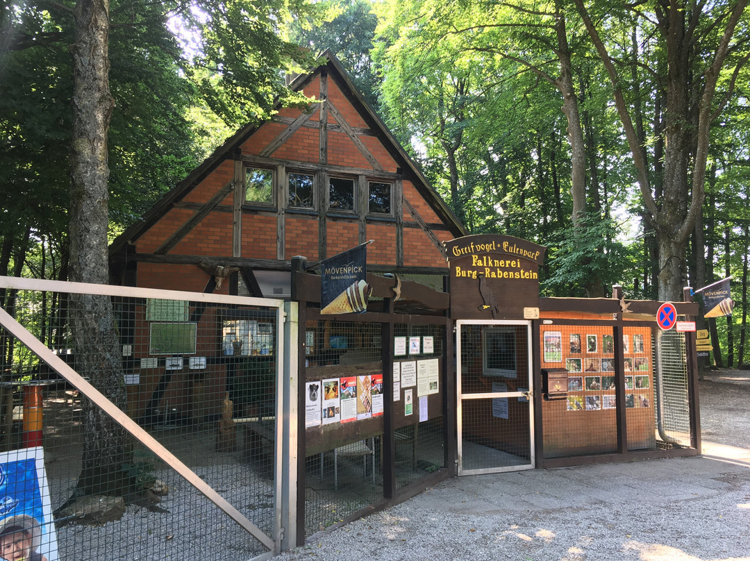 雷本斯汀布格酒店主图