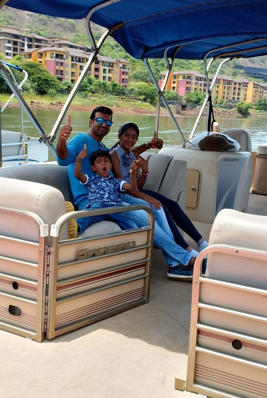 Lakeshore Watersports景点图片