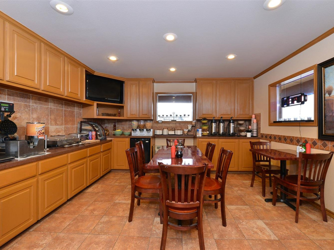 SureStay By Best Western Rockdale主图