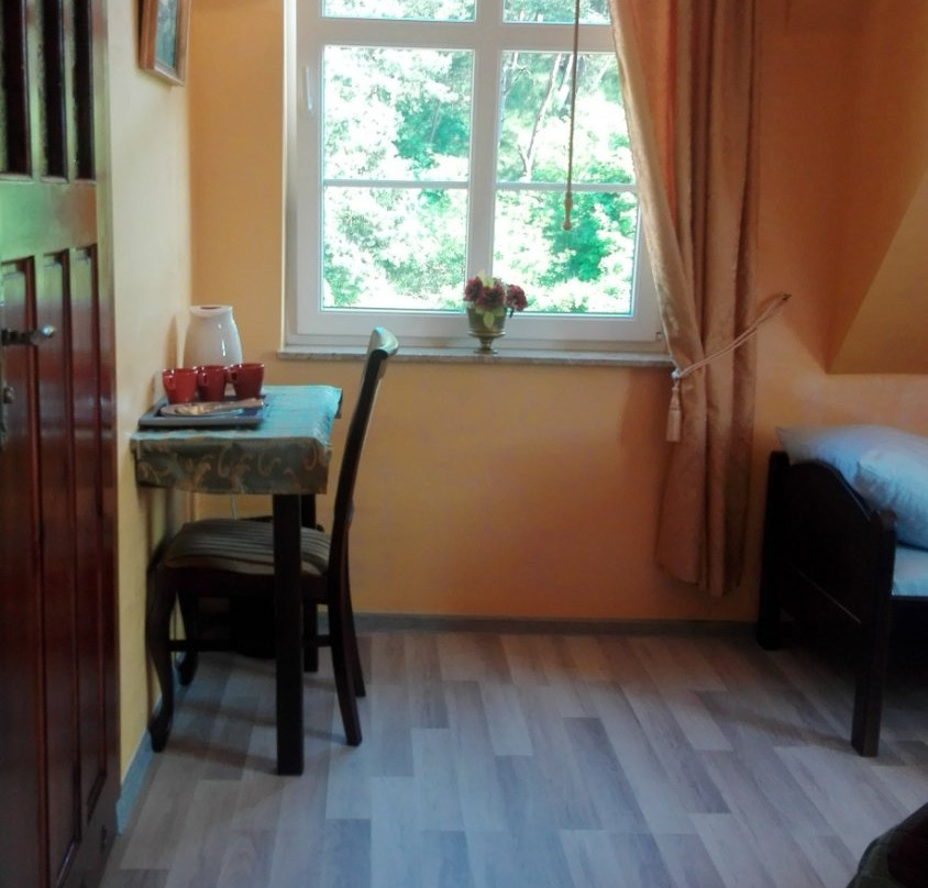 Dworek Bursztynowe Piaski主图