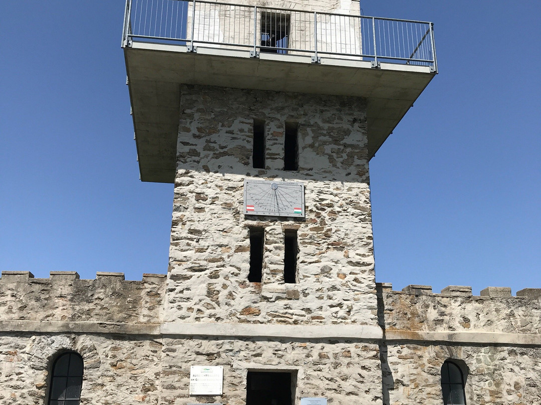 Őzkút Apartmanház