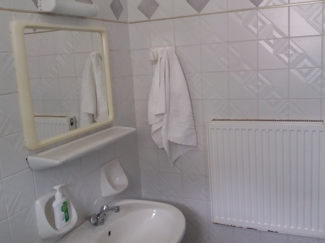 Heracles Pension主图