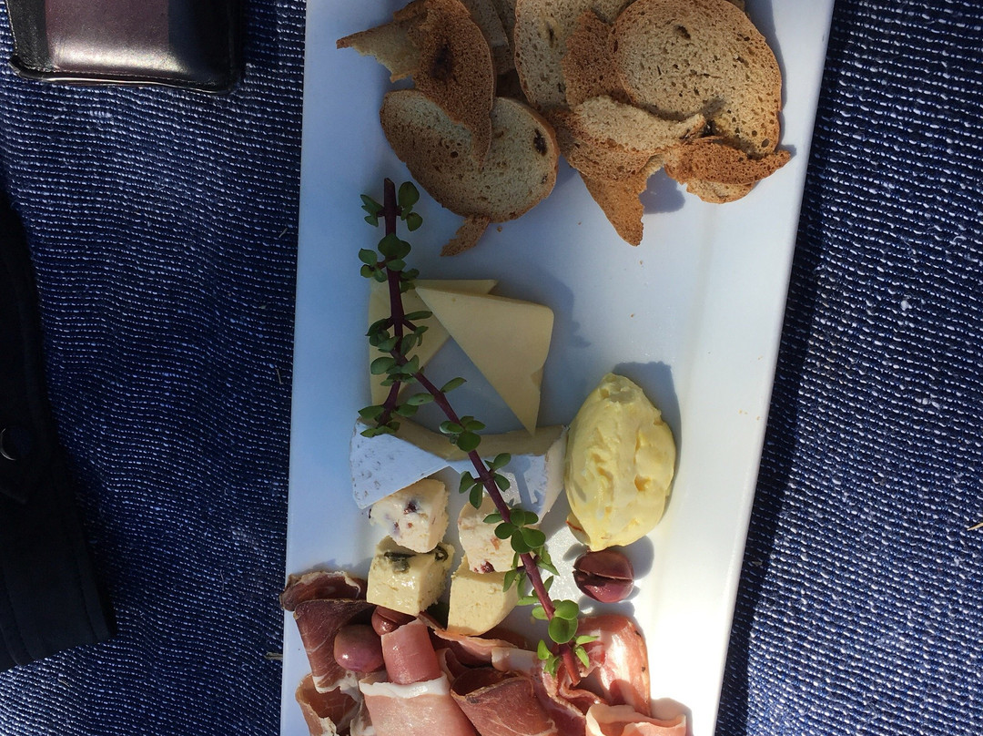 Allee Bleue Wine Estate-格鲁特•达肯斯恩山脉必去景点