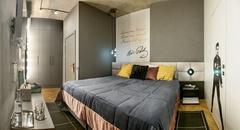 Rooms & Rumors主图