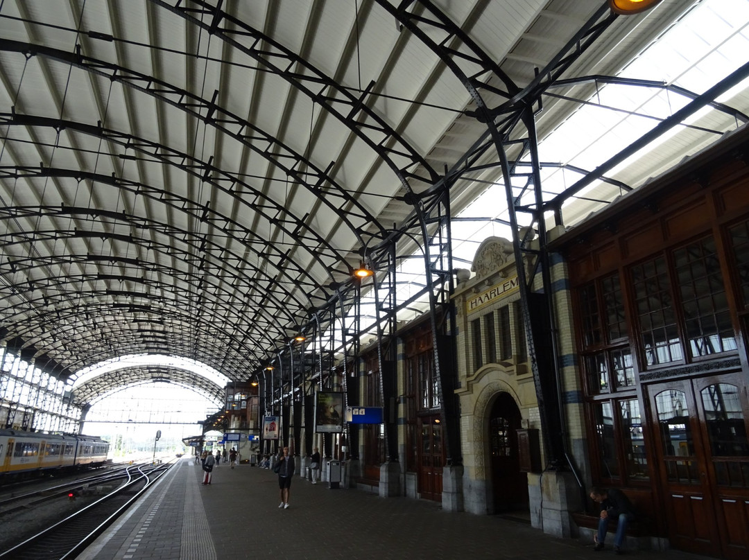 Haarlem Railway Station景点图片