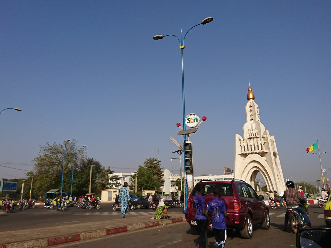 Monument de l"Independance