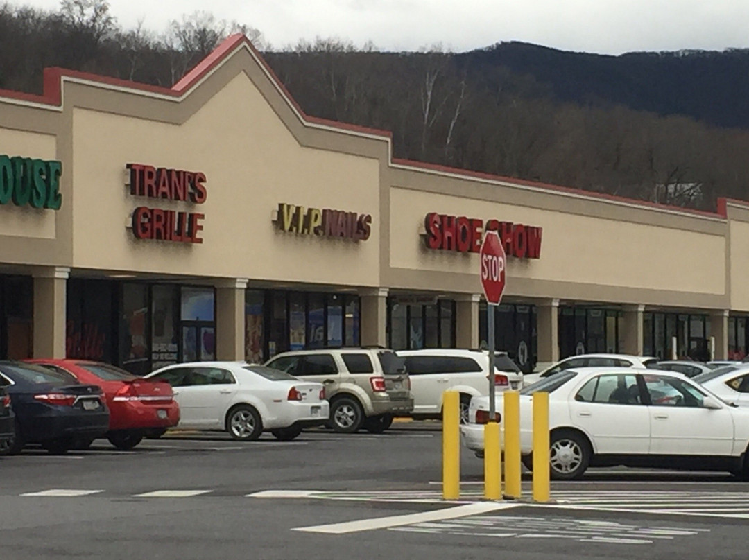 Covington餐馆和美食-Trani's Grille