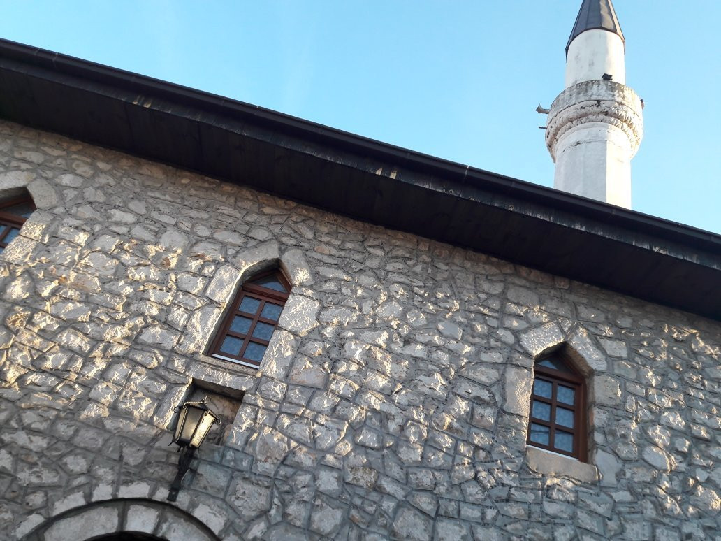 Osmanagic Mosque景点图片