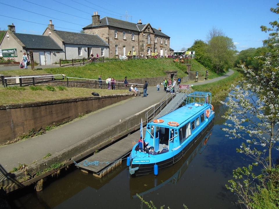 Bishopbriggs旅游景点-Lambhill Stables