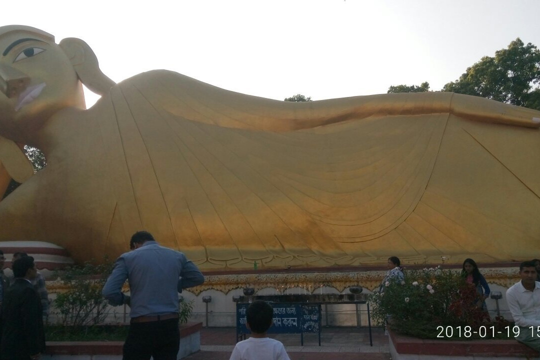 100 Feet Buddha景点图片