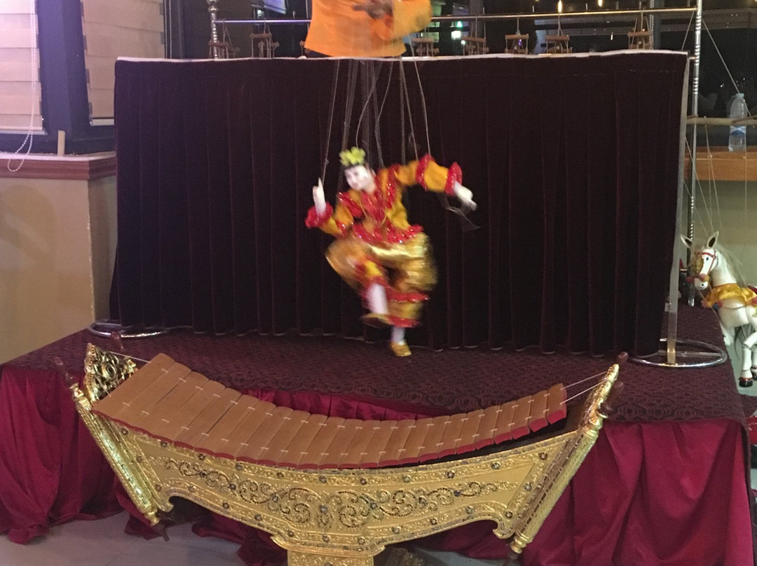诺瓦酒店主图