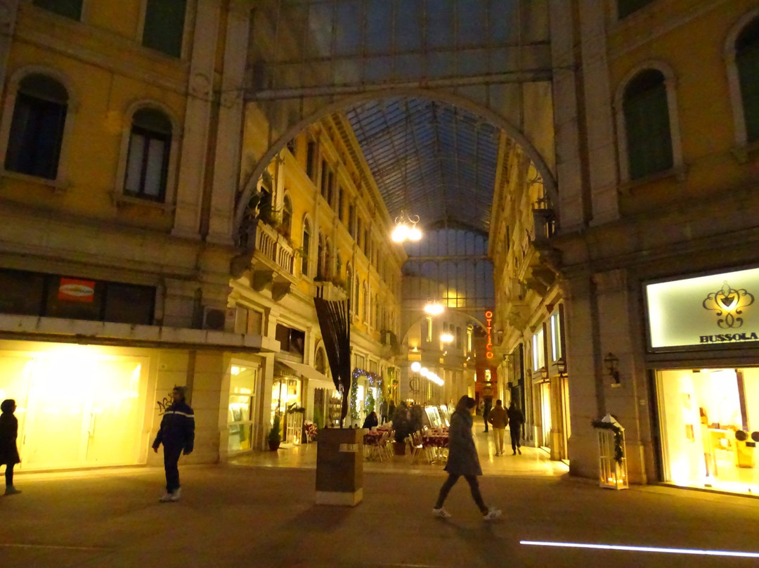 Galleria Matteotti-麦斯特必去景点