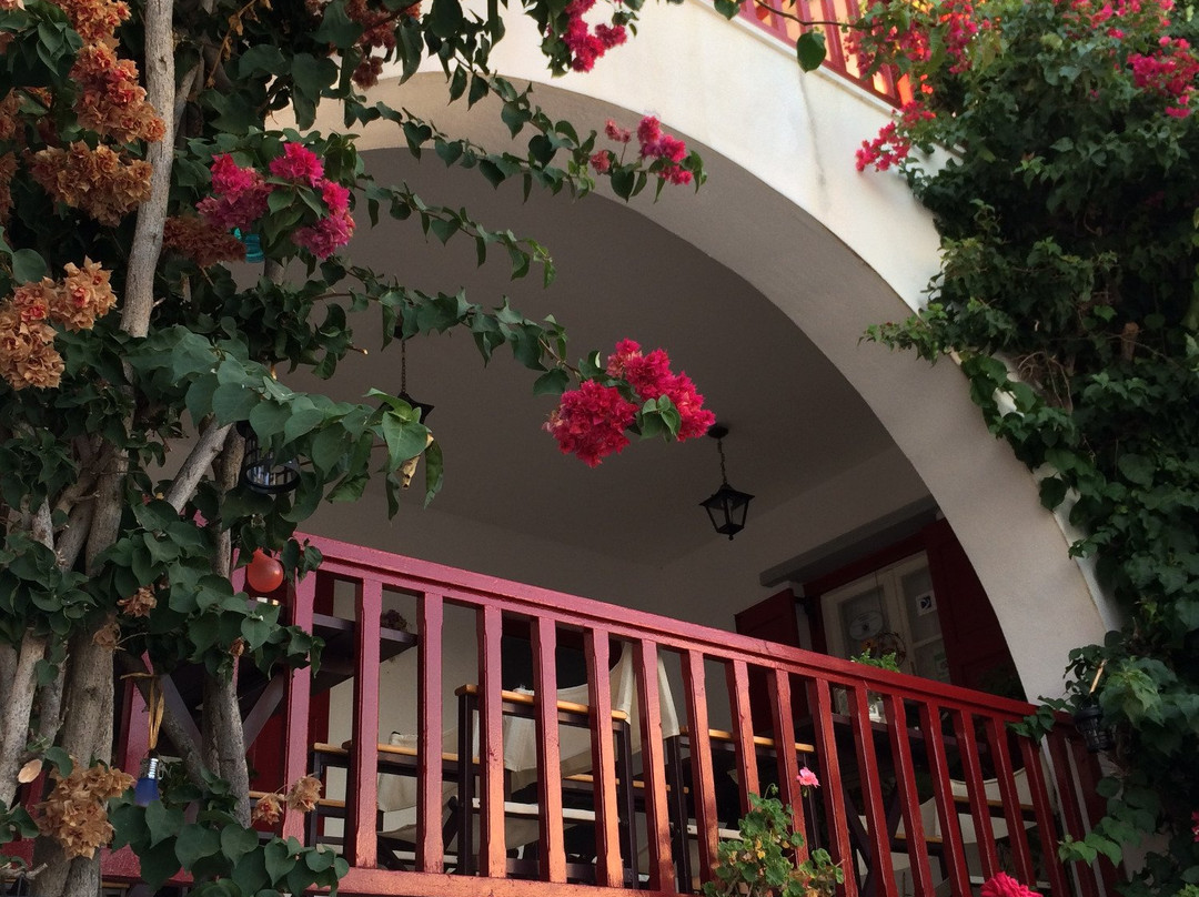 Akrogiali Hotel主图