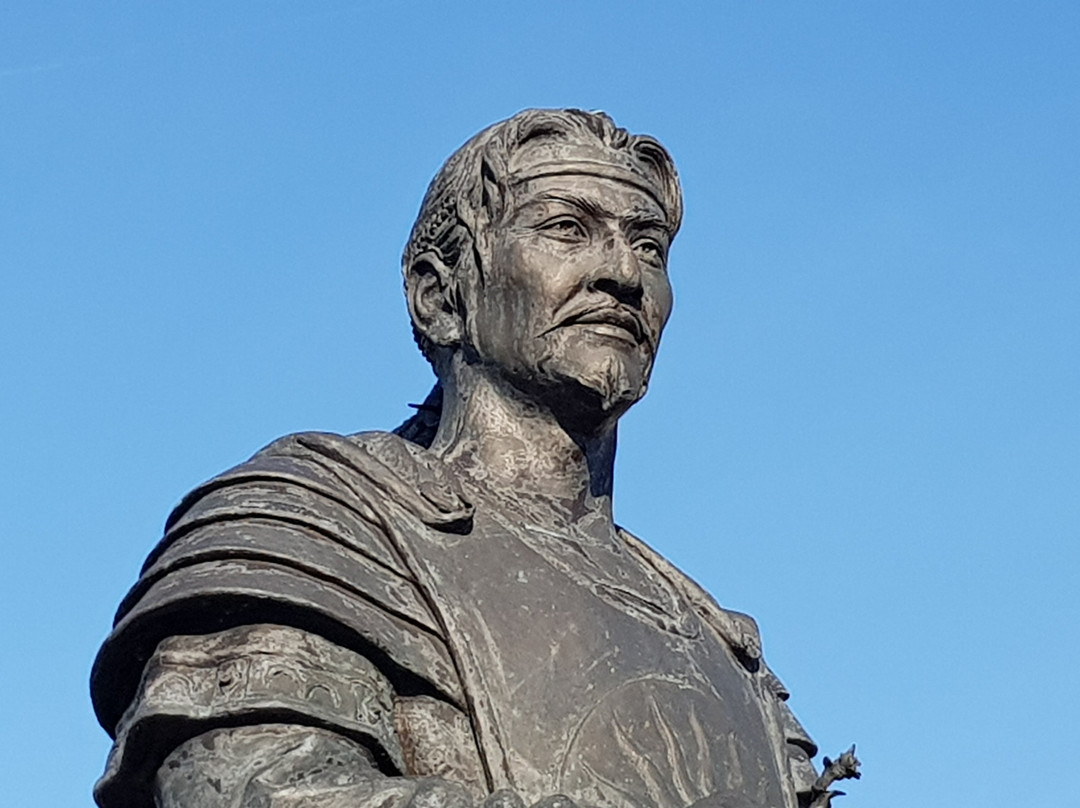 Nibelungendenkmal景点图片