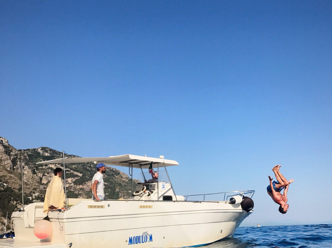 La Bou Charter-普莱亚诺必去景点