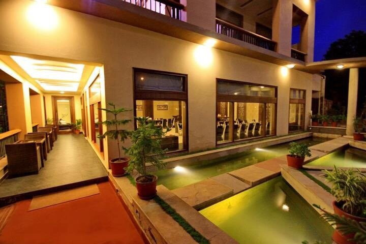 Chawalas' Restaurant