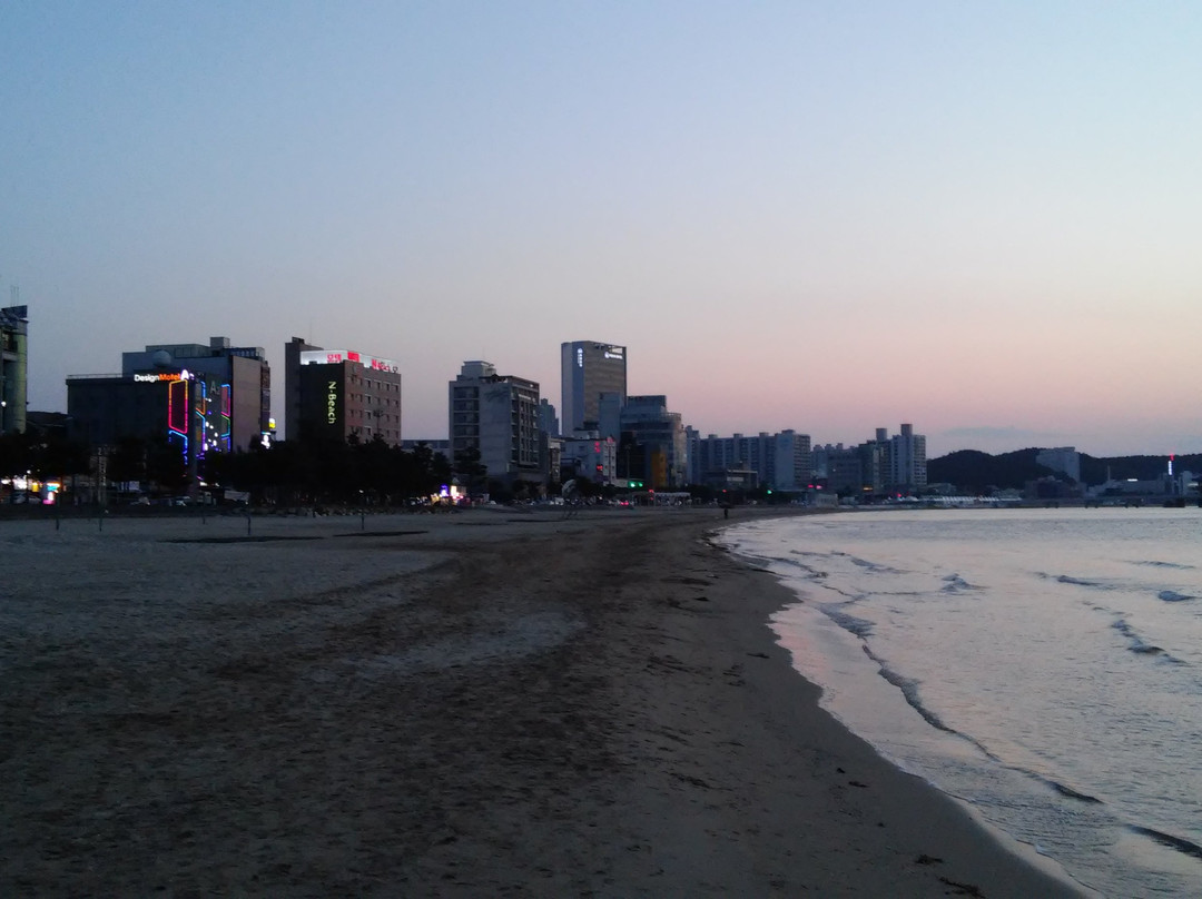 Yeongildae Beach景点图片