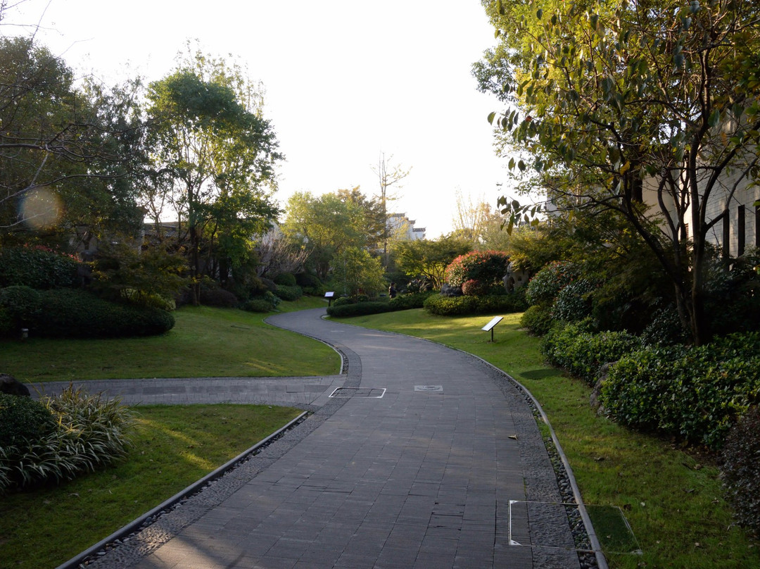 黄山雨润涵月楼酒店主图