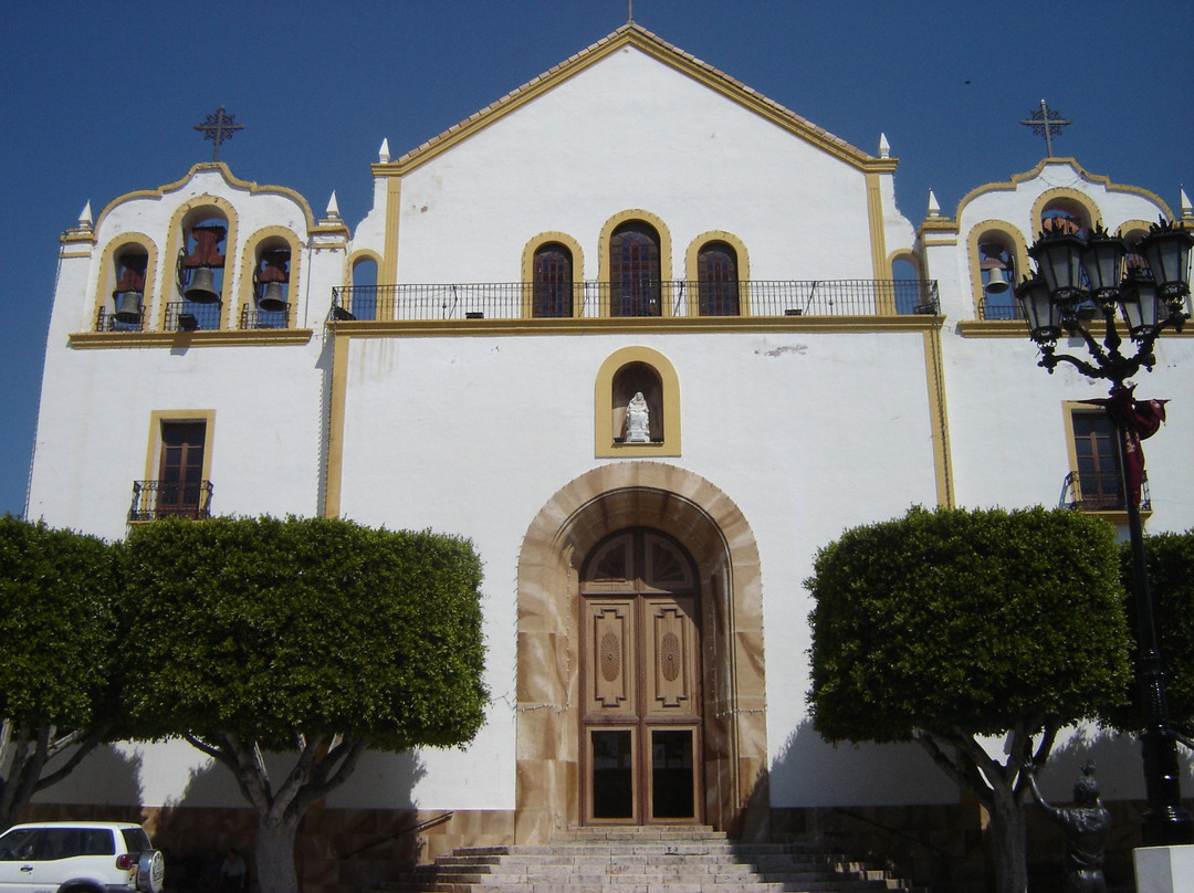 Iglesia Parroquial de Santa Maria de Ambrox景点图片